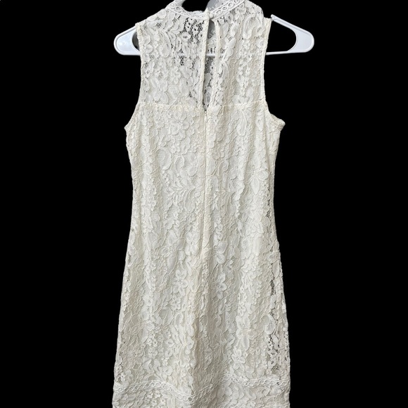 Kensie Soft White Lace Summer Sleeveless Shift Dress Size 6 Ret. $108 - Picture 7 of 15